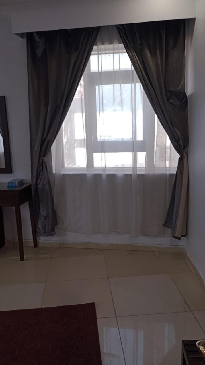 In Taibah Aparthotel Medina Luaran gambar