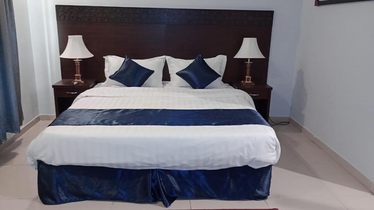 In Taibah Aparthotel Medina Luaran gambar